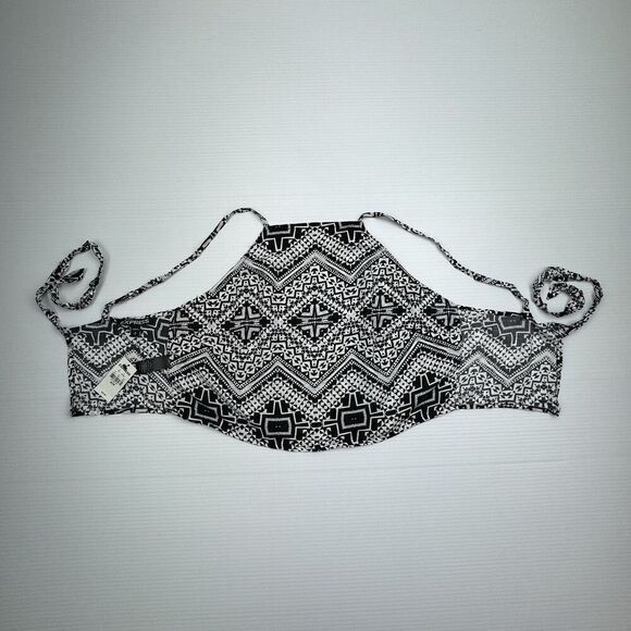 Express Tie Back Cropped Halter Tank Top Chevron Black White Size Medium Boho - Picture 7 of 9